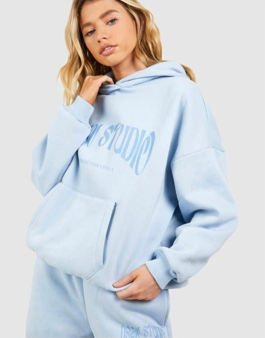 Sky Blue Bliss: High-Quality Printed Pajama Set with Soft and Warm Matching Sweatshirt - Women