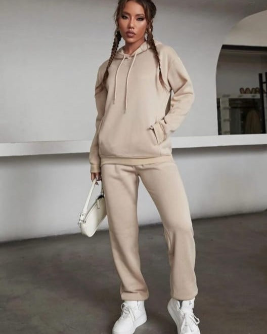High-Quality Pullover Hoodie and Pajama Set - Cozy Comfort, Superior Material